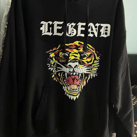 Ed Hardy Le Tigre Legend Pullover Hoodie - Picture 1 of 2